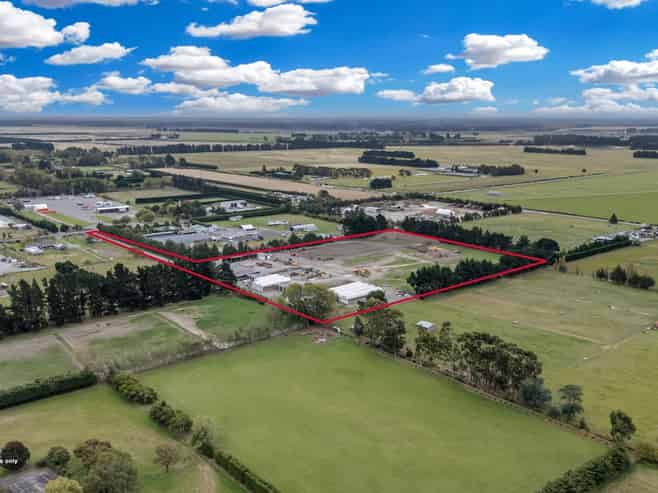 Strategic Land with Holding Income