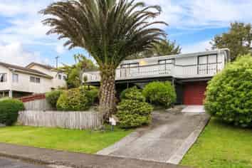 84 Captain Scott Road, Glen Eden