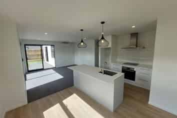 24 John Gibb Street, Belfast