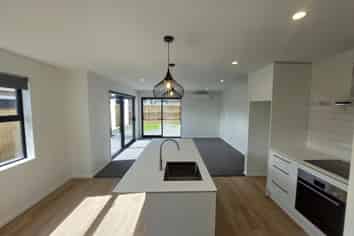 24 John Gibb Street, Belfast