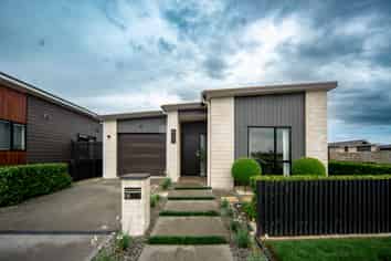 15 Couldsack Avenue, Chartwell