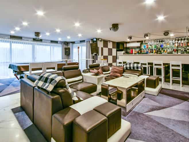 14 Henriette Place, The Gardens