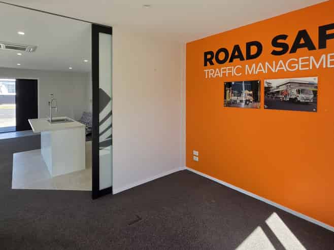 High-stud workshop with quality office