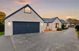 31 Baltimore Green, SHIRLEY