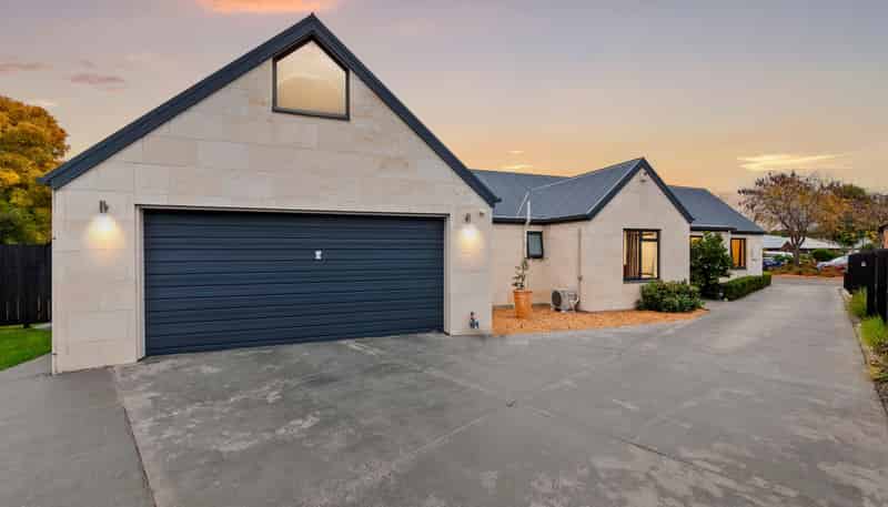 31 Baltimore Green, SHIRLEY