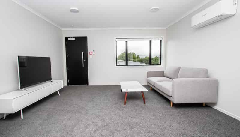 204/17 Vialou Street, Hamilton Central