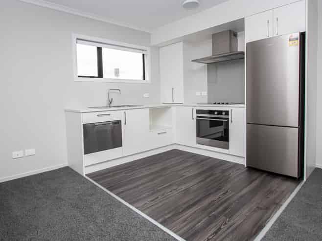 204/17 Vialou Street, Hamilton Central