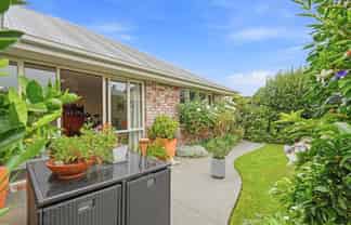 111a Geraldine Street, Edgeware