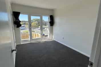 4 Eversley Street, Waimataitai