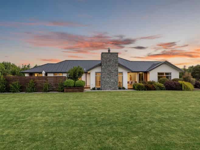 57 Verdeco Boulevard, Lincoln