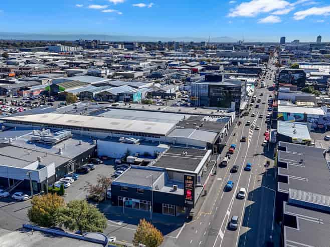 Corner Retail Space - Colombo Street Exposure