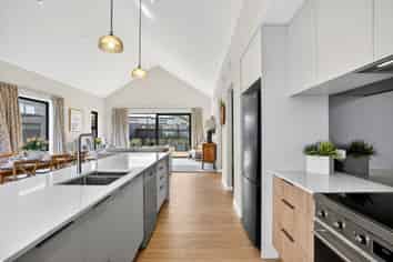 44 Arohaina Avenue, Karaka