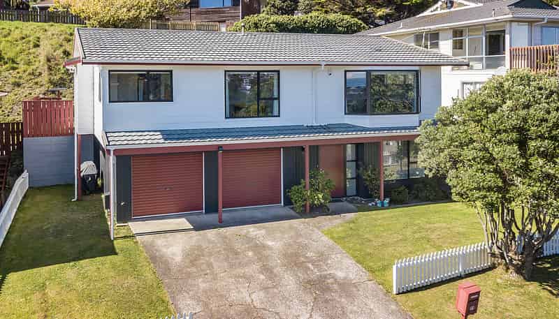 71 Leeward Drive, Whitby