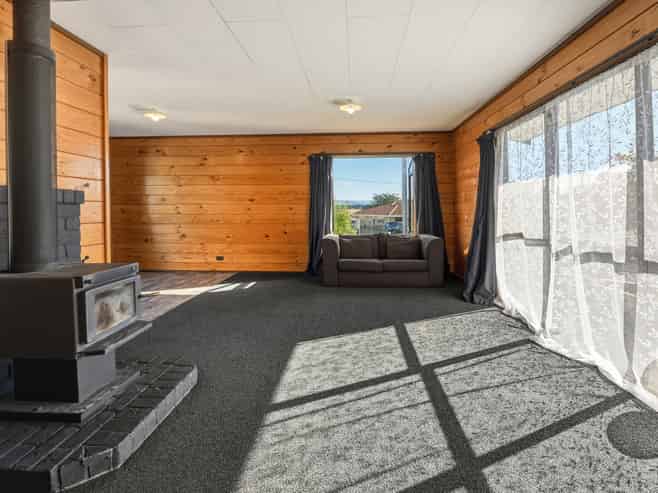 34B Basley Road, Owhata