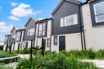 5 Wharara Lane, Massey