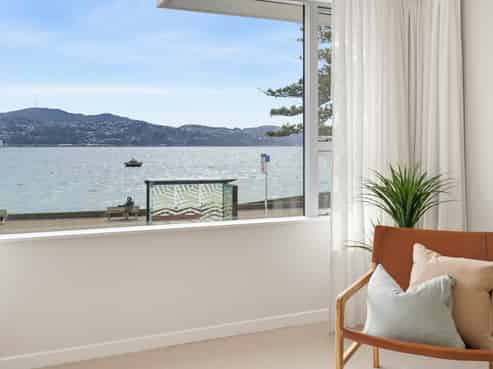 1B/236 Oriental Parade, Oriental Bay