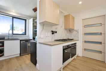 27 Oak Grove, Ashburton