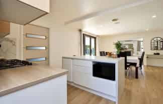 27 Oak Grove, Ashburton