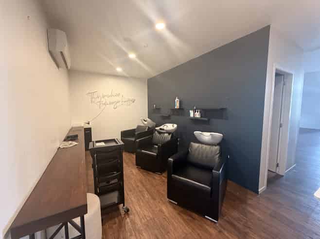 Functional retail space with hair salon fit out