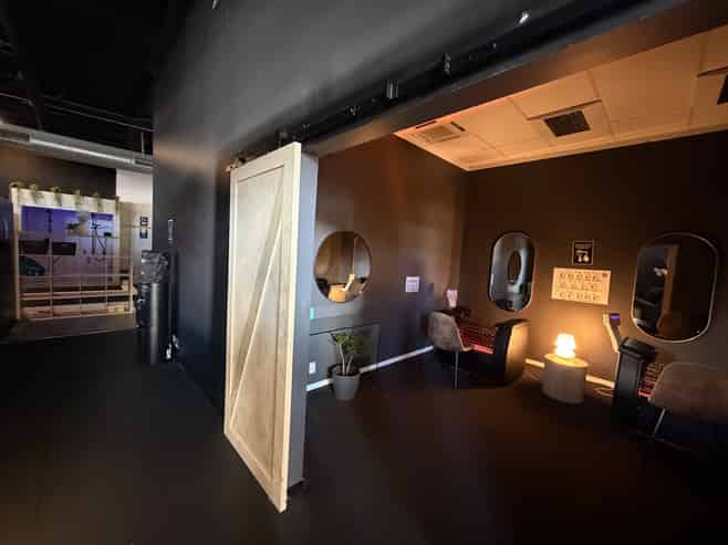 FOR LEASE – Prime Retail or Office Space