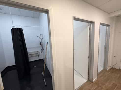 FOR LEASE – Prime Retail or Office Space