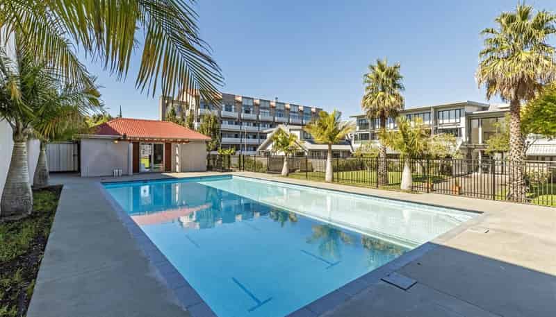 13E/30 Westward Ho Road, Glen Eden