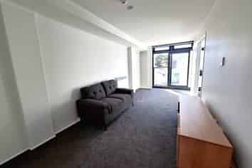 13E/30 Westward Ho Road, Glen Eden