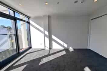 13E/30 Westward Ho Road, Glen Eden