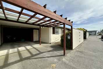 2/115 Walker Street, Ashburton