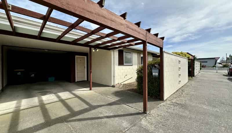 2/115 Walker Street, Ashburton