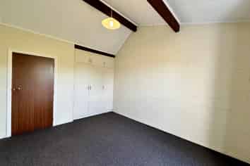 2/115 Walker Street, Ashburton