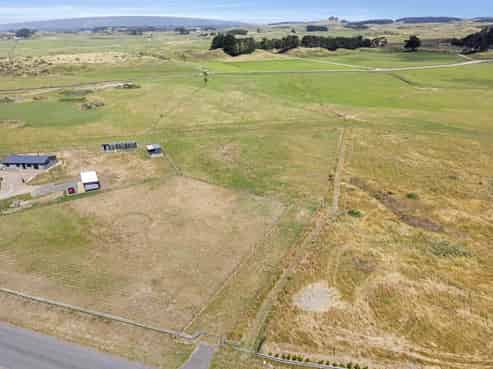 36 Mowhia Grove, Waitarere