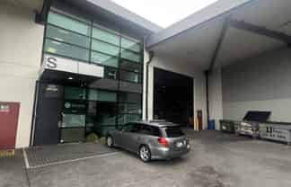 Warehouse for Lease Hugo Johnston Drive, Penrose