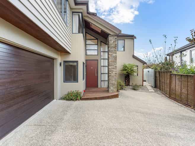 54 Grammar School Road, Pakuranga