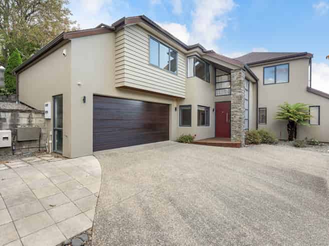 54 Grammar School Road, Pakuranga