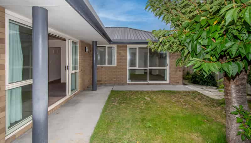 32 Surfers Place, North New Brighton