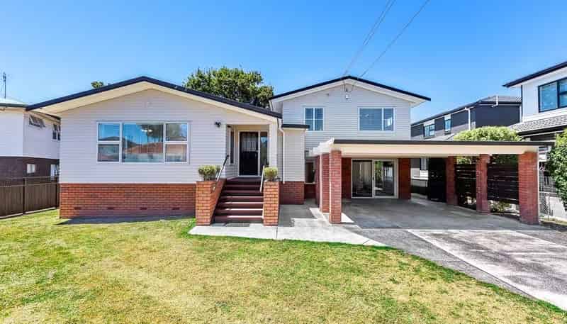 37  Fickling Ave, Mount Roskill
