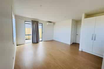 73 Chrysolite Place, Belfast