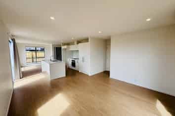 73 Chrysolite Place, Belfast