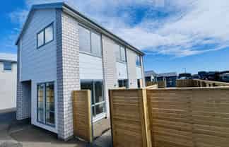 73 Chrysolite Place, Belfast