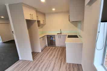 4/15A Oates Road, Glen Eden