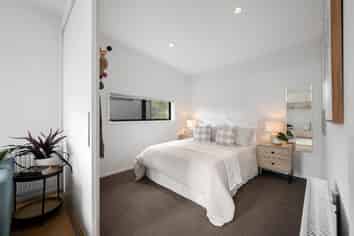 49 Avon Street, Island Bay