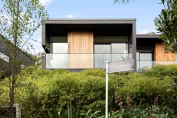 49 Avon Street, Island Bay