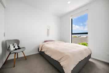 23/ East Coast Road, Milford