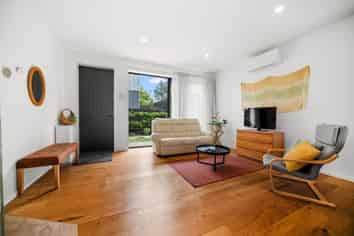 23/ East Coast Road, Milford