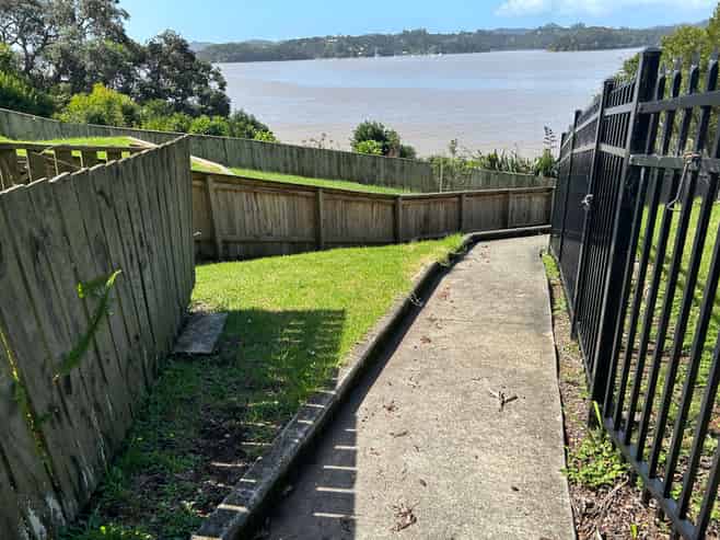 18C Coutts Avenue, Paihia