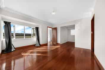 8 Domain Street, Waiuku