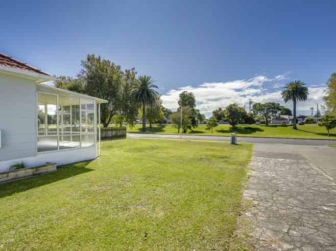 55 Douglas McLean Avenue , Marewa