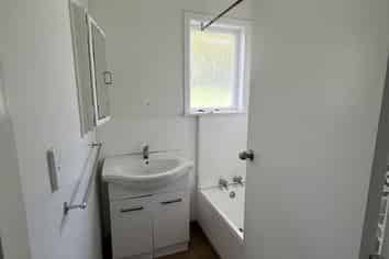 26 Dreadon Road, Manurewa