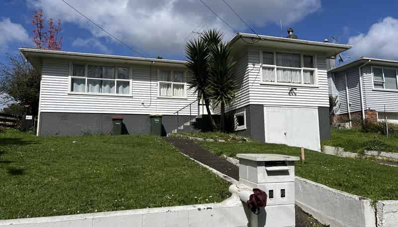 26 Dreadon Road, Manurewa
